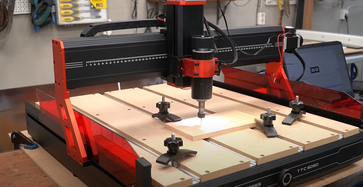 Desembalar + Prática | Vídeo Detalhado do CNC de Secretária TwoTrees T